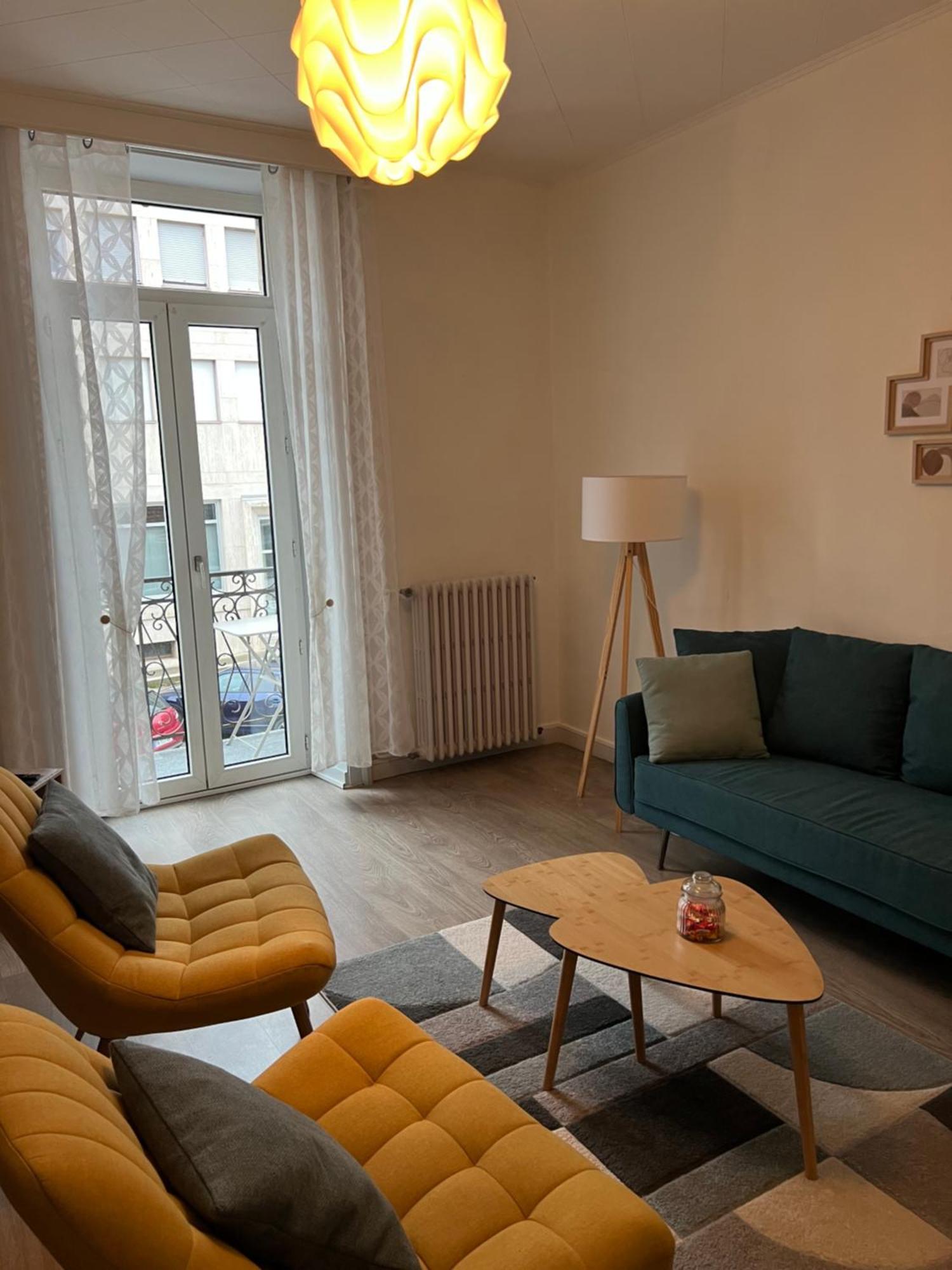 Appartement T4 70M2 - Meuble - Centre Ville - Proche Thermes Lons-le-Saunier Exterior foto